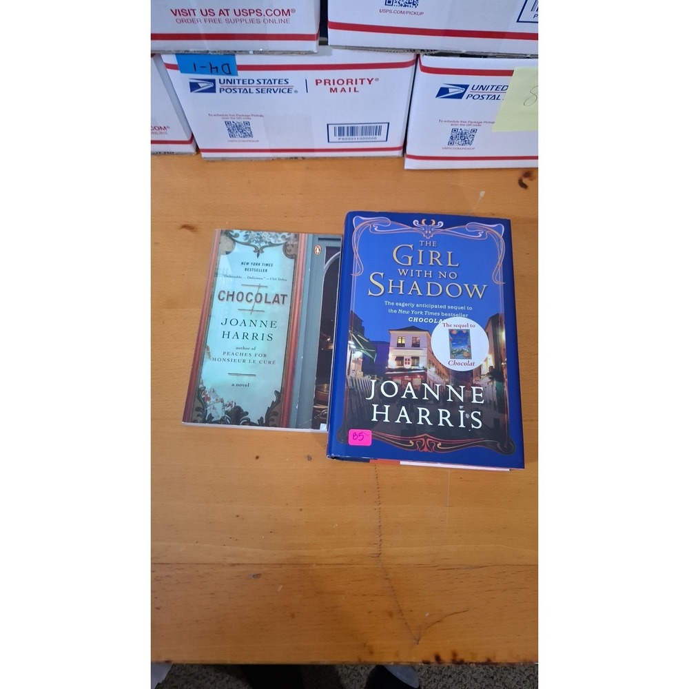 Bundle | Joanne Harris – Chocolat (PB) & The Girl With No Shadow (HC)